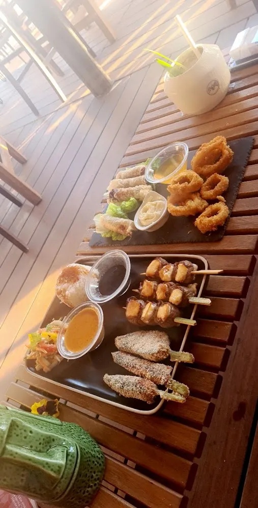 Yakitori Mix Nem Et Beignet de Calamars